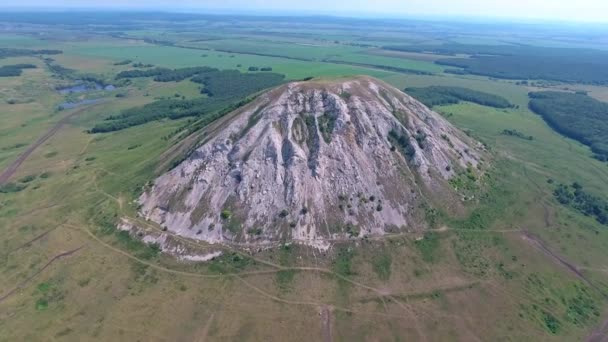 Voando Sobre Montanha Shikhan Tra Tau Rússia Basquetostão Ural Sul — Vídeo de Stock