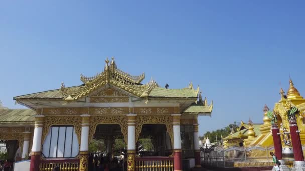 Mandalay Myanmar Januari 2016 Belangrijkste Gouden Pagode Kuthodaw Tempel Mandalay — Stockvideo