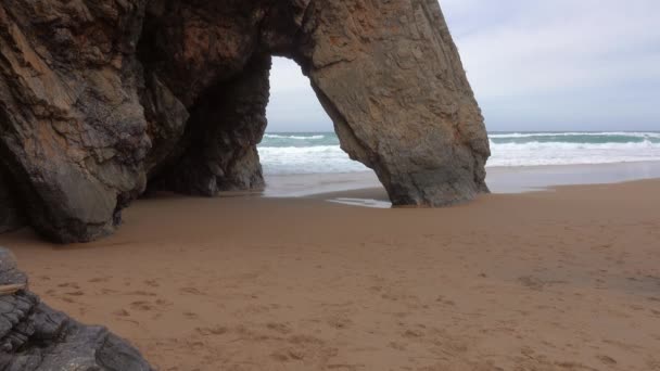 Praia Adraga Piaszczysta Plaża Malowniczym Krajobrazem Sintra Cascais Portugalia — Wideo stockowe