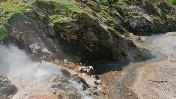 Erupting Geyser Big Big Valley Geysers Kamchatka Peninsula Russia — стоковое видео