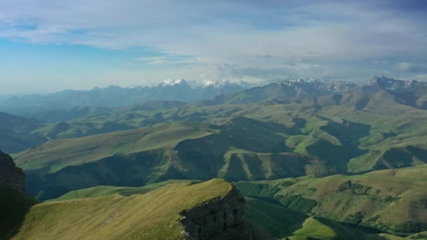 Voando Sobre Planalto Bermamyt Norte Das Montanhas Cáucaso Rússia — Vídeo de Stock