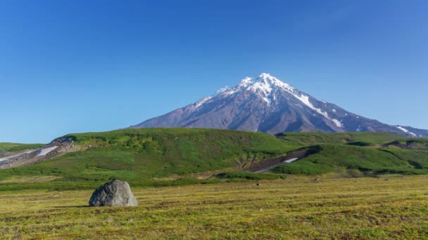 Paisaje Con Volcán Koryaksky Península Kamchatka Rusia Timelapse — Vídeo de stock