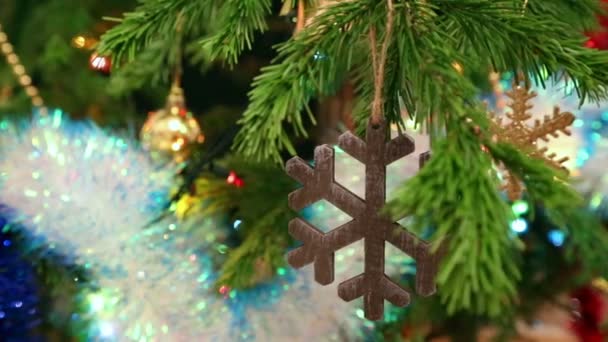 Christmas wooden snowflake — Stock Video