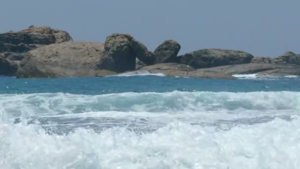 Paisaje con olas oceánicas — Vídeo de stock