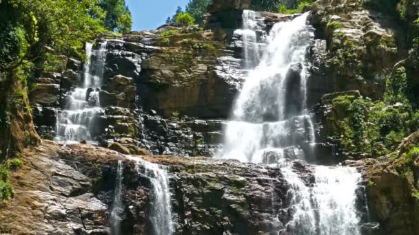 Cascada Ramboda en Sri Lanka — Vídeo de stock