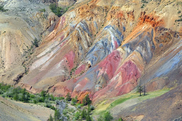 Colorful clay in the Altai Mountains — Stock Photo, Image