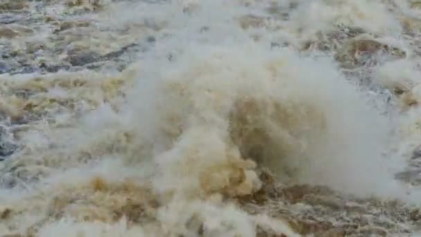 Вспышки и брызги воды — стоковое видео