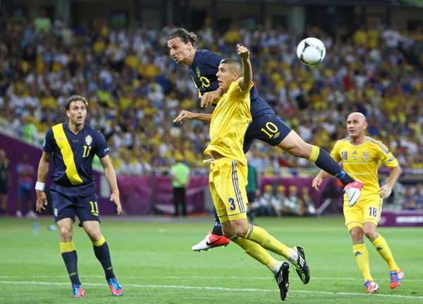 2012 Avrupa Futbol Şampiyonası futbol oyun Ukrayna vs İsveç — Stok fotoğraf