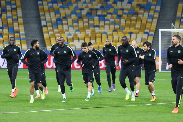 Sesión de entrenamiento del FC Manchester City en el estadio NSC Olimpiyskyi i — Foto de Stock