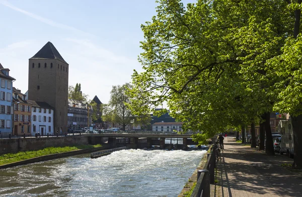 Embankment of Grand Ile river in City of Strasbourg, France — Stock Photo, Image