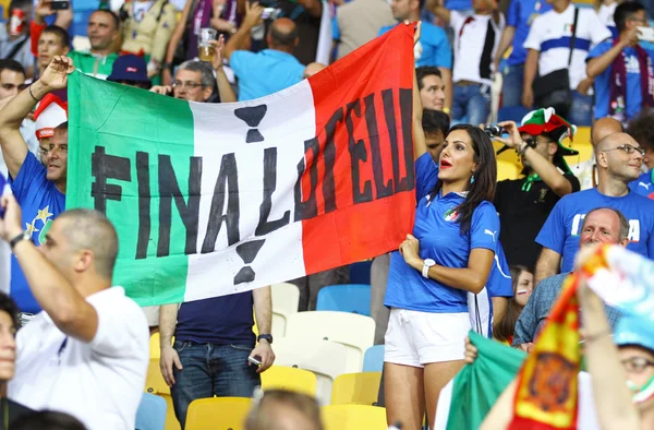 Болельщики сборной Италии по футболу — стоковое фото