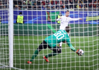 UEFA Şampiyonlar Ligi oyun Shakhtar vs Real Madrid