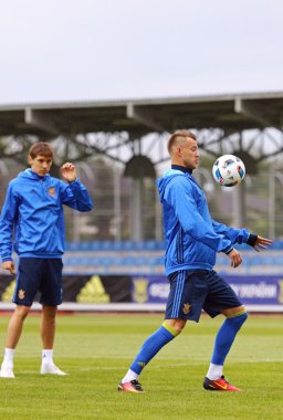Ukrayna Milli Futbol Takımı'nın eğitim oturumu açın