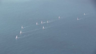 Teknelerden ve Körfez melekler, Cagliari, İtalya Sardinya Adası, katamaran