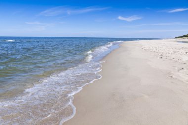 Sandy beach Hel yarımadasında, Baltık Denizi, Polonya