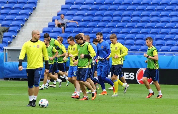 UEFA EURO 2016: Ukraine pre-match training in Lyon — Stock Photo, Image