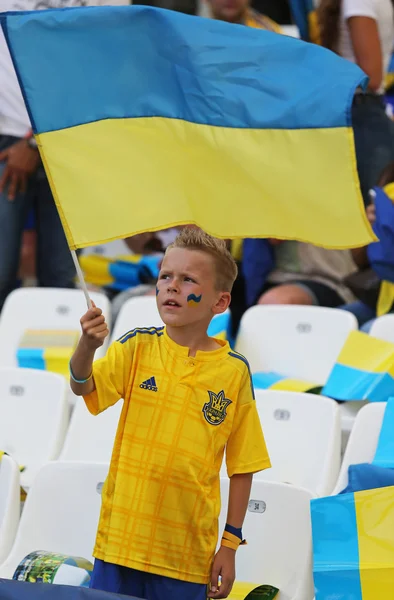 युएफा युरो 2016 खेळ युक्रेन विरुद्ध पोलंड — स्टॉक फोटो, इमेज