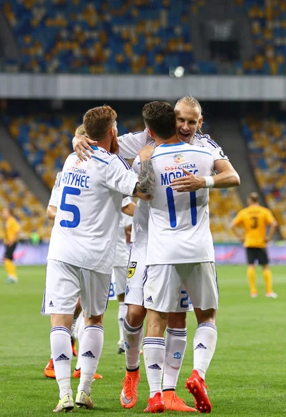 Ukrajinská Premier League: Dynamo Kyjev vs současnosti — Stock fotografie