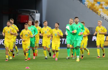Ukrayna Milli Futbol Takımı'nın eğitim oturumu açın