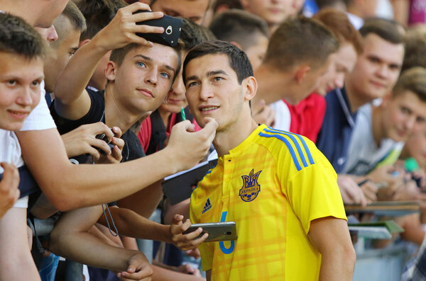 Открытая тренировка национальной сборной Украины по футболу
