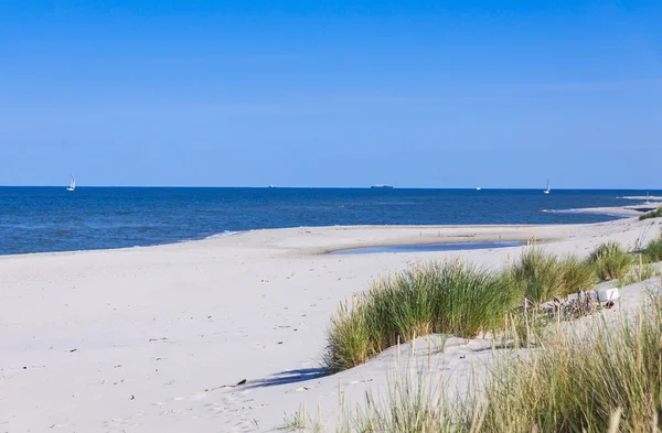 Playa de arena en la península de Hel, Mar Báltico, Polonia — Foto de Stock