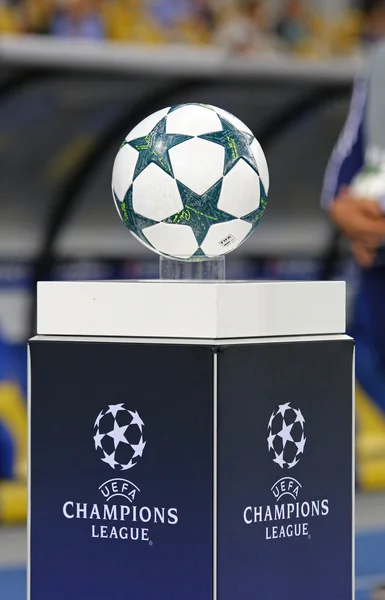 Oficjalna Liga Mistrzów UEFA 2016/17 Ball — Zdjęcie stockowe