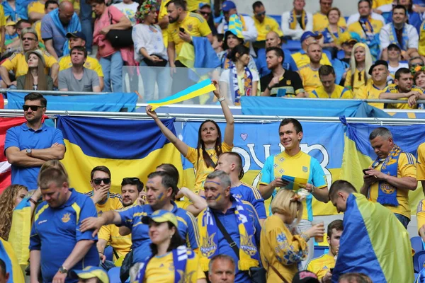 Lyon Frankreich Juni 2016 Ukrainische Fans Zeigen Ihre Unterstützung Während — Stockfoto