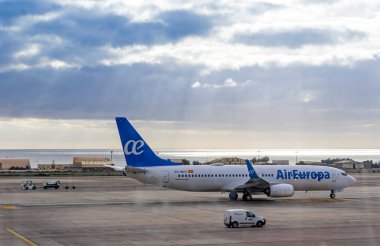 Las Palmas de Gran Canaria, İspanya - 13 Aralık 2018: Boeing 737-85P (reg.number EC-MVY), Las Palmas de Gran Canaria Havalimanı (LPA)