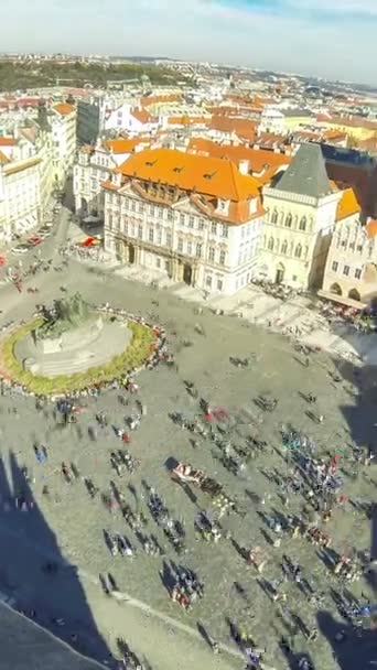 Óváros tér (Staromestske namesti) Prágában, Csehországban — Stock videók