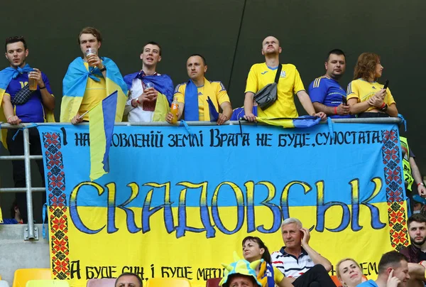 Bukarest Rumänien Juni 2021 Ukrainska Fans Visar Sitt Stöd Uefa — Stockfoto