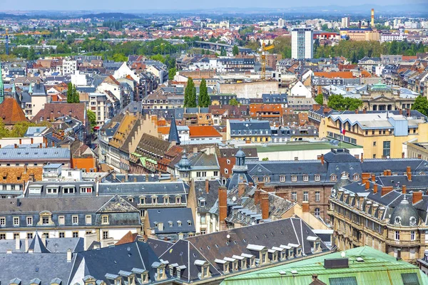 法国格朗斯特地区斯特拉斯堡老城的空中景观 斯特拉斯堡大教堂看城市的北侧 — 图库照片