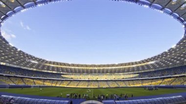 panoramik Kiev (zaman atlamalı Olimpiyat Stadyumu)