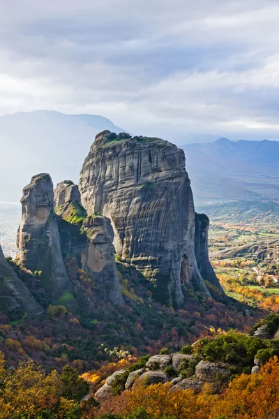 Skály Meteora a kláštery v Řecku — Stock fotografie