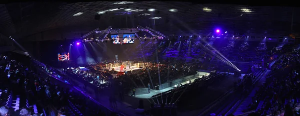 Pałac sportu w Kijowie podczas "wieczoru boksu" — Zdjęcie stockowe