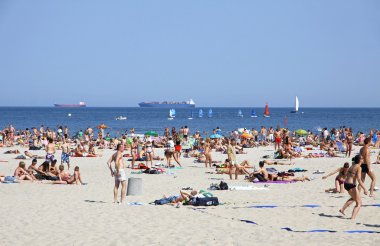Kalabalık Belediye plaj Gdynia, Baltık Denizi, Polonya