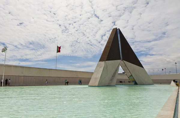 Monumento aos Lutadores Ultramarinos em Lisboa, Portugal — Fotografia de Stock