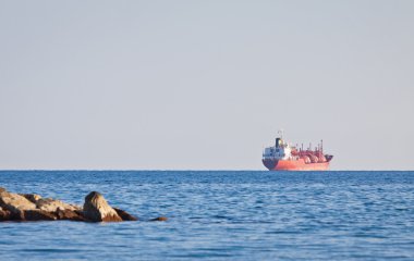 Akdeniz Kıbrıs yakınındaki gemi