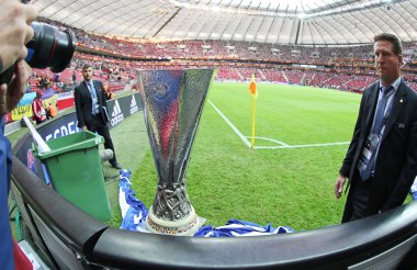 UEFA Europe Laegue kupa (bardak)