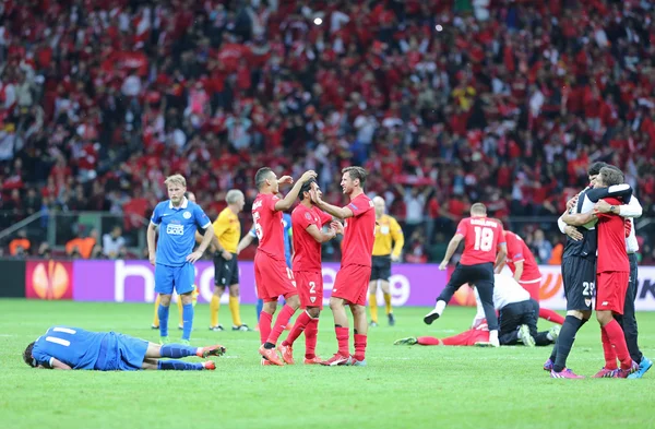 FC Sevilla players react after winning UEFA Europa League Final — Zdjęcie stockowe