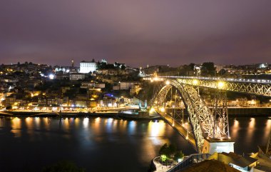 Gece görünümü City Porto, Portekiz