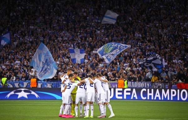 UEFA Champions League game Dynamo Kyiv vs Porto — 图库照片