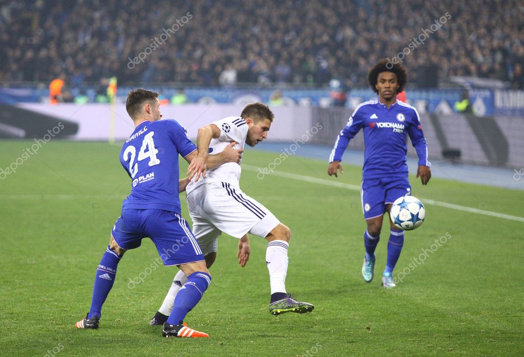 Uefa Champions League Game Fc Dynamo Kyiv Vs Chelsea ストックエディトリアル用写真 C Katatonia Uefa Champions League Game Fc Dynamo Kyiv Vs Chelsea ストックエディトリアル用写真 C Katatonia
