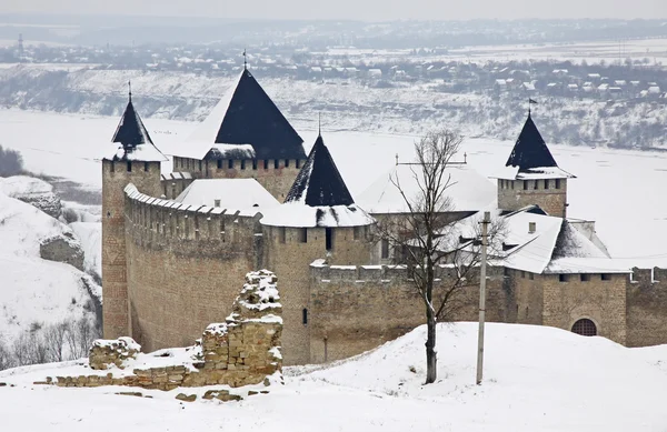 Winter view of Medieval Castle in Hotin, Ukraine — 스톡 사진