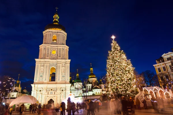 Marché de Noël sur la place Sophia à Kiev, Ukraine — Photo