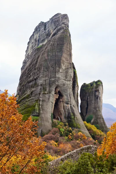 Řecké kláštery, obklopené útesy, Meteora, Řecko — Stock fotografie