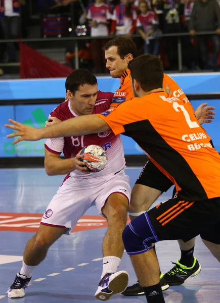 Balonmano juego Motor Zaporozhye vs Kadetten Schaffhausen — Foto de Stock