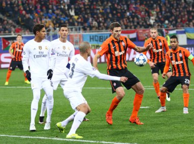 UEFA Şampiyonlar Ligi oyun Shakhtar vs Real Madrid