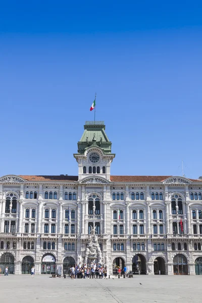 Edificio del Ayuntamiento (Comune di Triesti) en Trieste, Italia — Foto de Stock