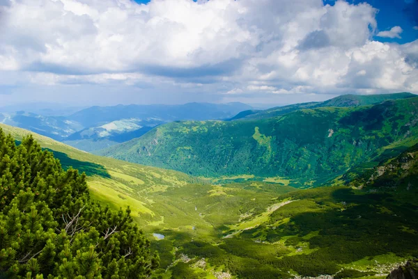 Hermoso paisaje de montaña —  Fotos de Stock