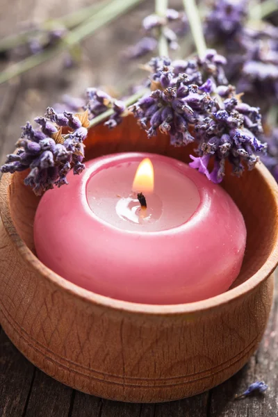 Vela de lavanda spa — Fotografia de Stock